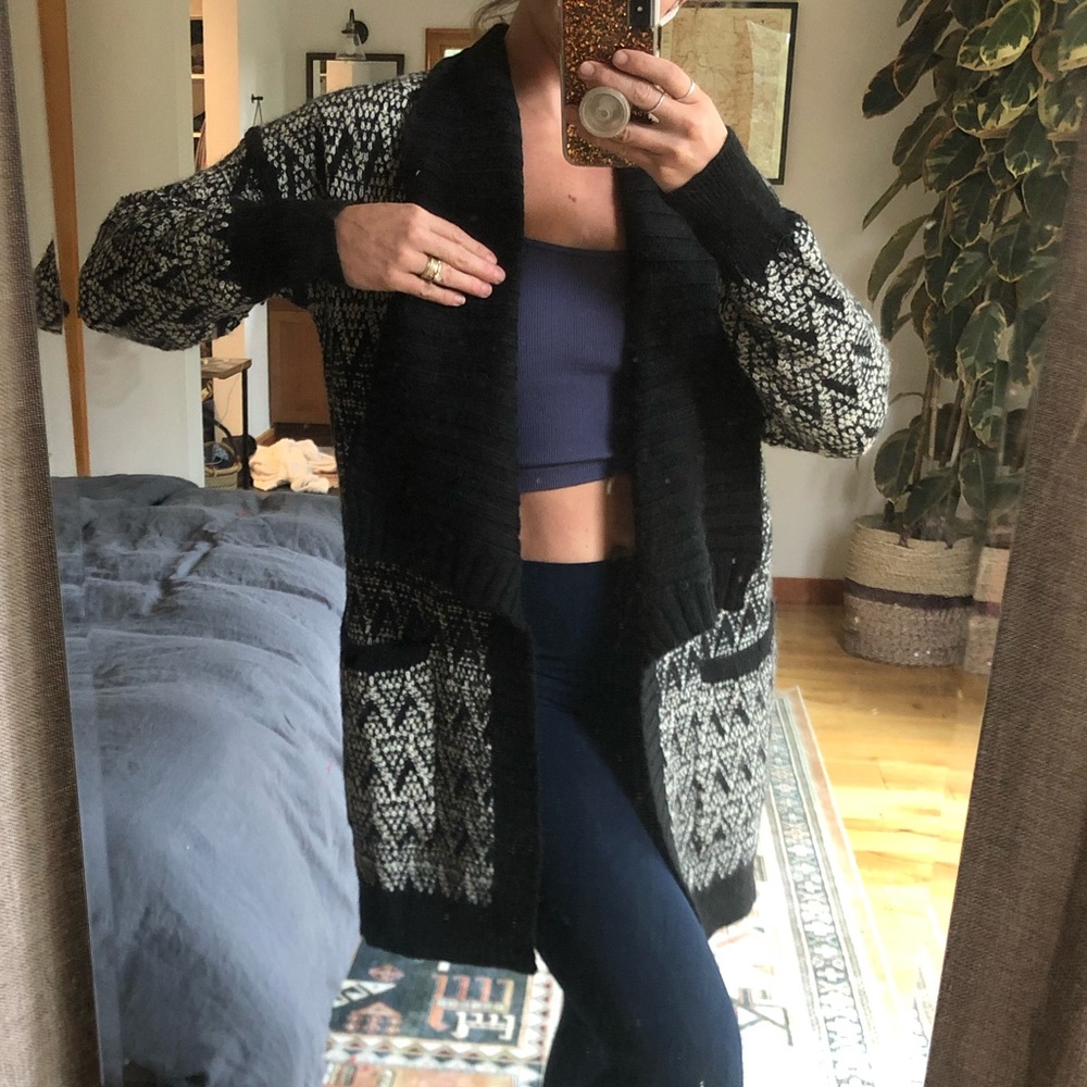 Cynthia Rowley Cardigan Knit Knot Sweater Wool Thick Shawl Coat